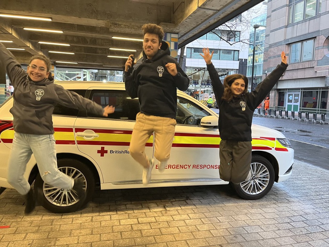 BritishRedCross's tweet photo. On this #InternationalYouthDay, we would like to celebrate all of the young people that inspire us by taking the lead through social action and volunteering. 

Find out how you can get involved here: https://t.co/JzCgjWJUQO

 #KindnessInAction #YouthDay https://t.co/EMgWy5jvTs