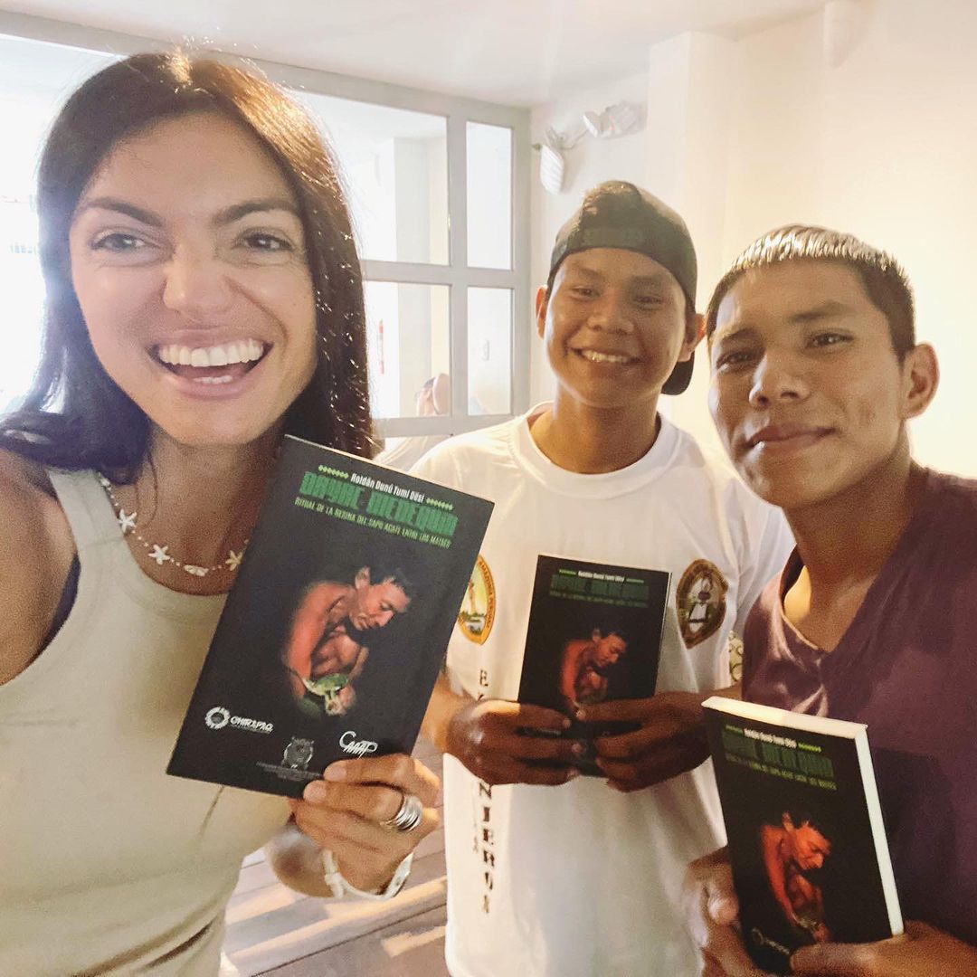 _WavesOfChange_'s tweet photo. "In these photos I am with Freddy &amp; Percy, who grew up in the #Matses community of Estirón, in Peruvian Amazonia. In 2010, when I started doing research in their village, Freddy &amp; Percy were children."
Camilla Morelli @anthrocami

Waves of Change funded by @thebritishacademy https://t.co/GjthFysjW7