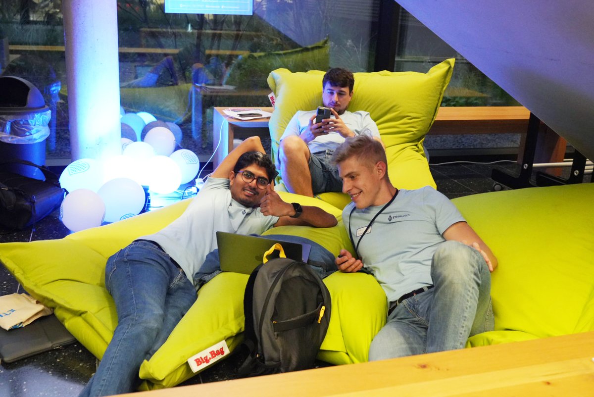 bernhard_eth's tweet photo. #ETHMunich
300 minds, 1 mission: Envisioning the future of blockchain & exploring untapped concepts as a community.
The atmosphere on the first day of the ETHMunich Hackathon yesterday inspired me. https://t.co/8WRafU6b4l