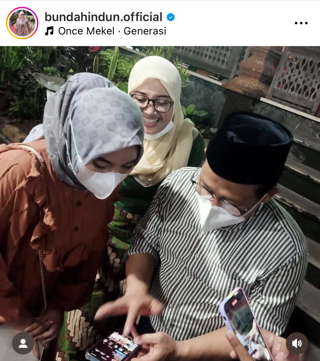 cakimiNOW's tweet photo. Ternyata aku punya baju beginian https://t.co/TgZVHbj9FH