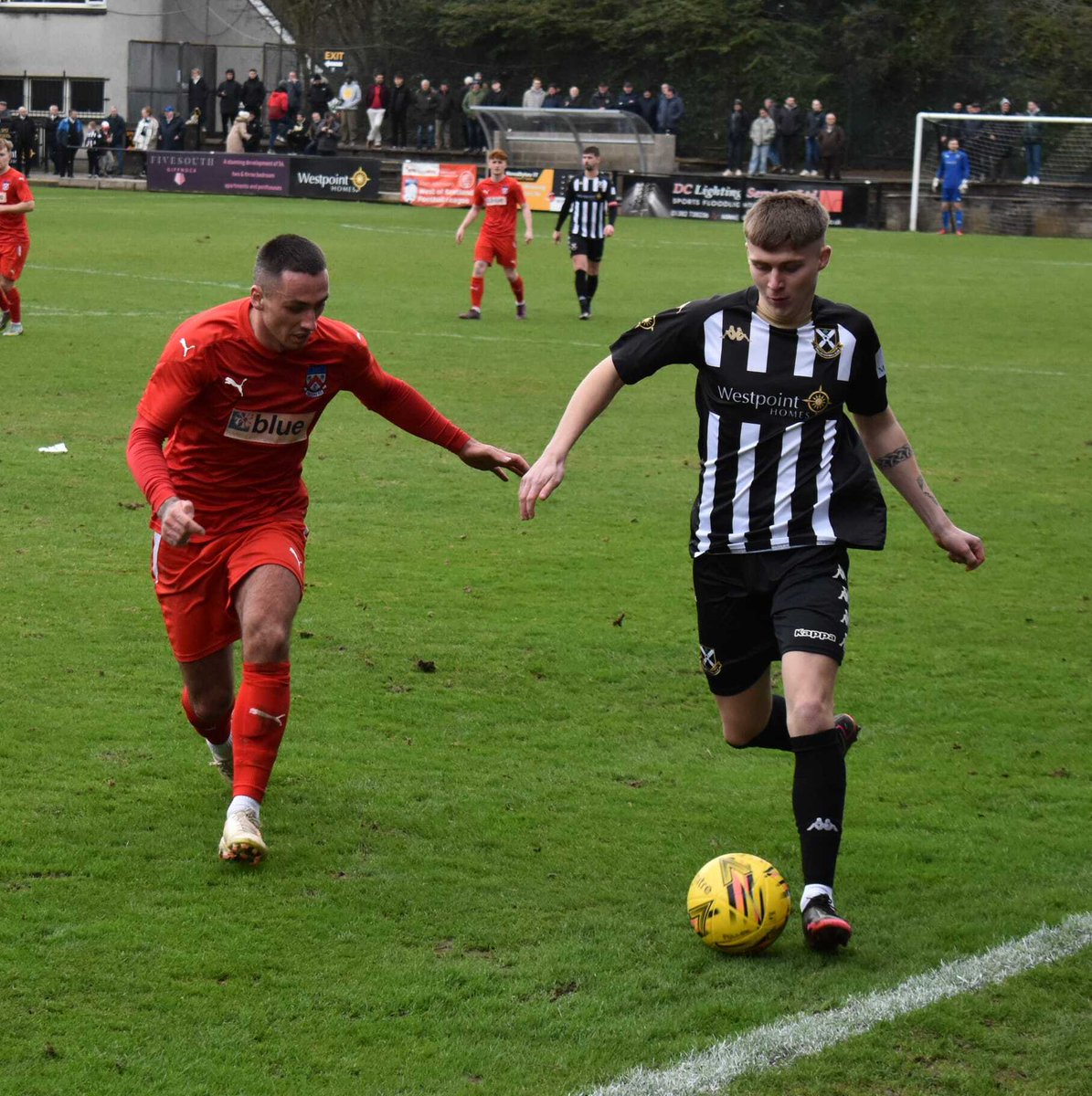 Kenny Barr has joined Gartcairn FC on loan.

Kenny joined Pollok in January 2023 from East Stirlingshire in the Lowland League.

Since joining the ‘Lok Kenny has made 20 appearances and found the net 3 times.

Kenny is joining Gartcairn for a 3-month loan spell.

Good Luck Kenny!