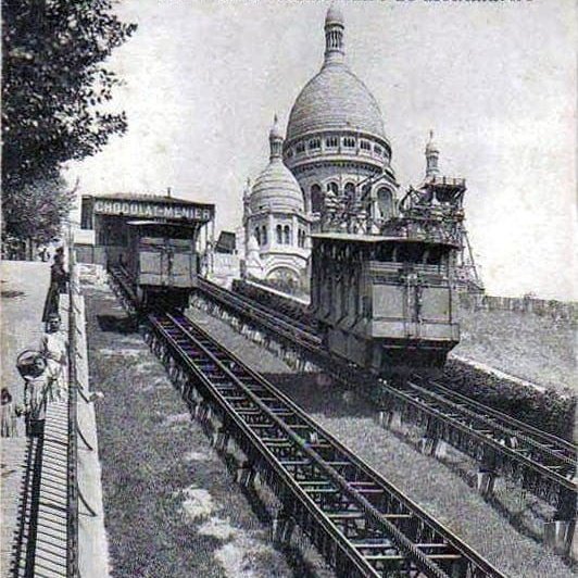 Funiculaire et Sacré-Coeur de Montmartre. 
Début du 20e siècle. Paris