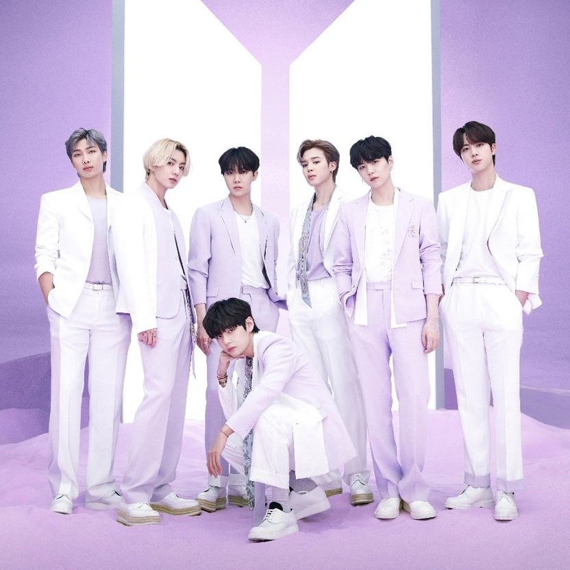 chartdata's tweet image. All seven members of @BTS_twt have now appeared on the global Spotify artist chart as soloists.