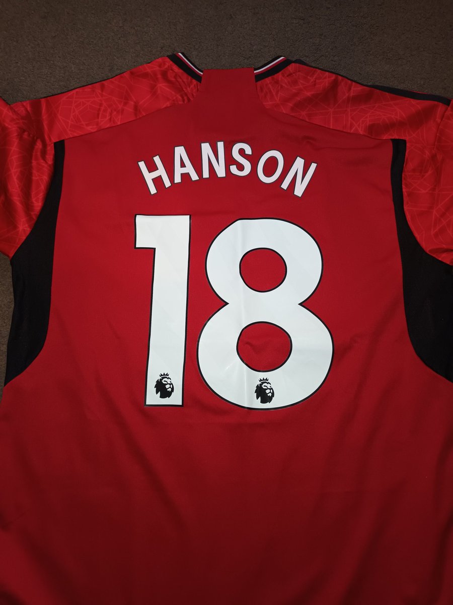 inzaghismith's tweet photo. Good luck @KirstyHanson3 gutted but you deserve the move https://t.co/QdljFImifp