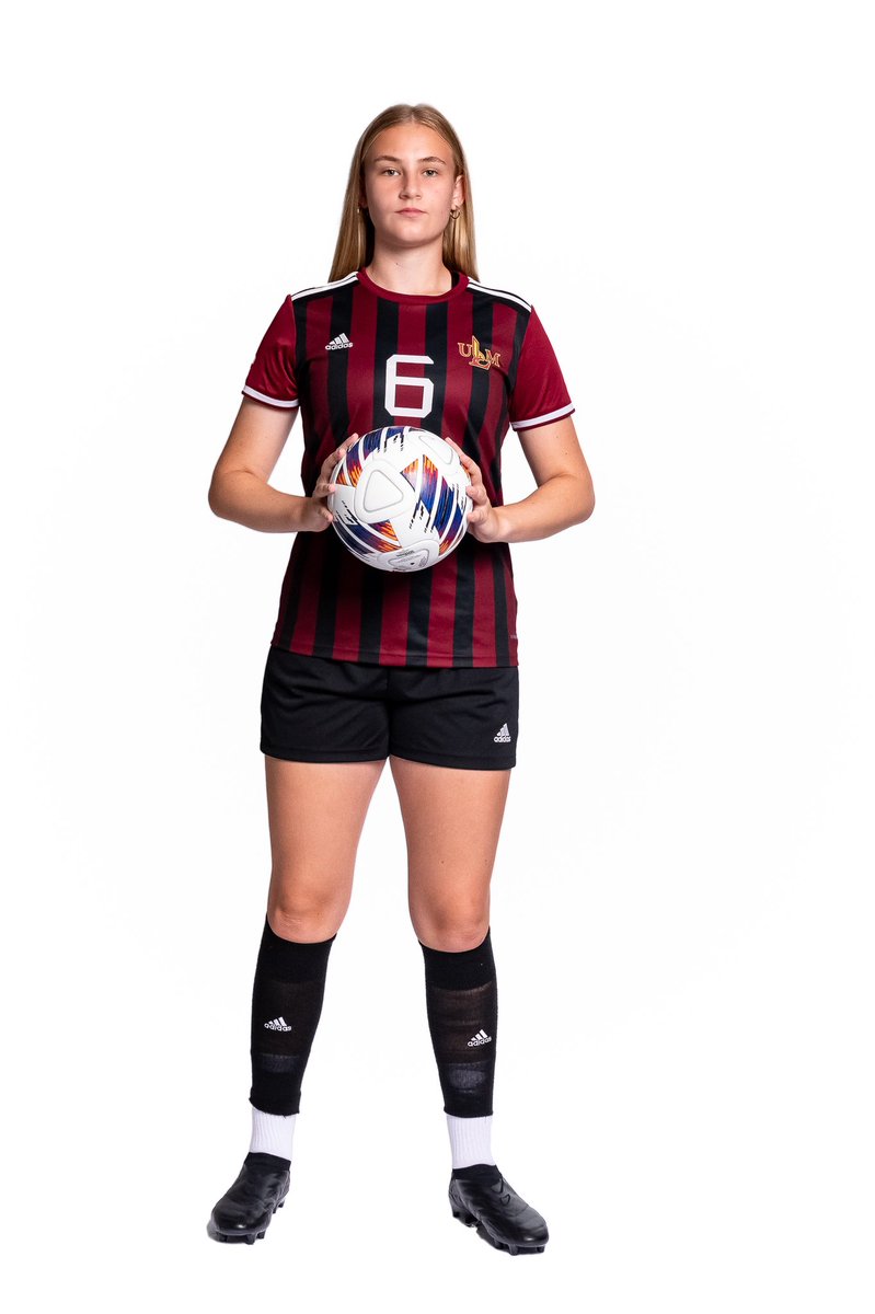 A few pics from Libby’s media day @ULM_Soccer #talonsout #bestisonthebayou #defendthenest