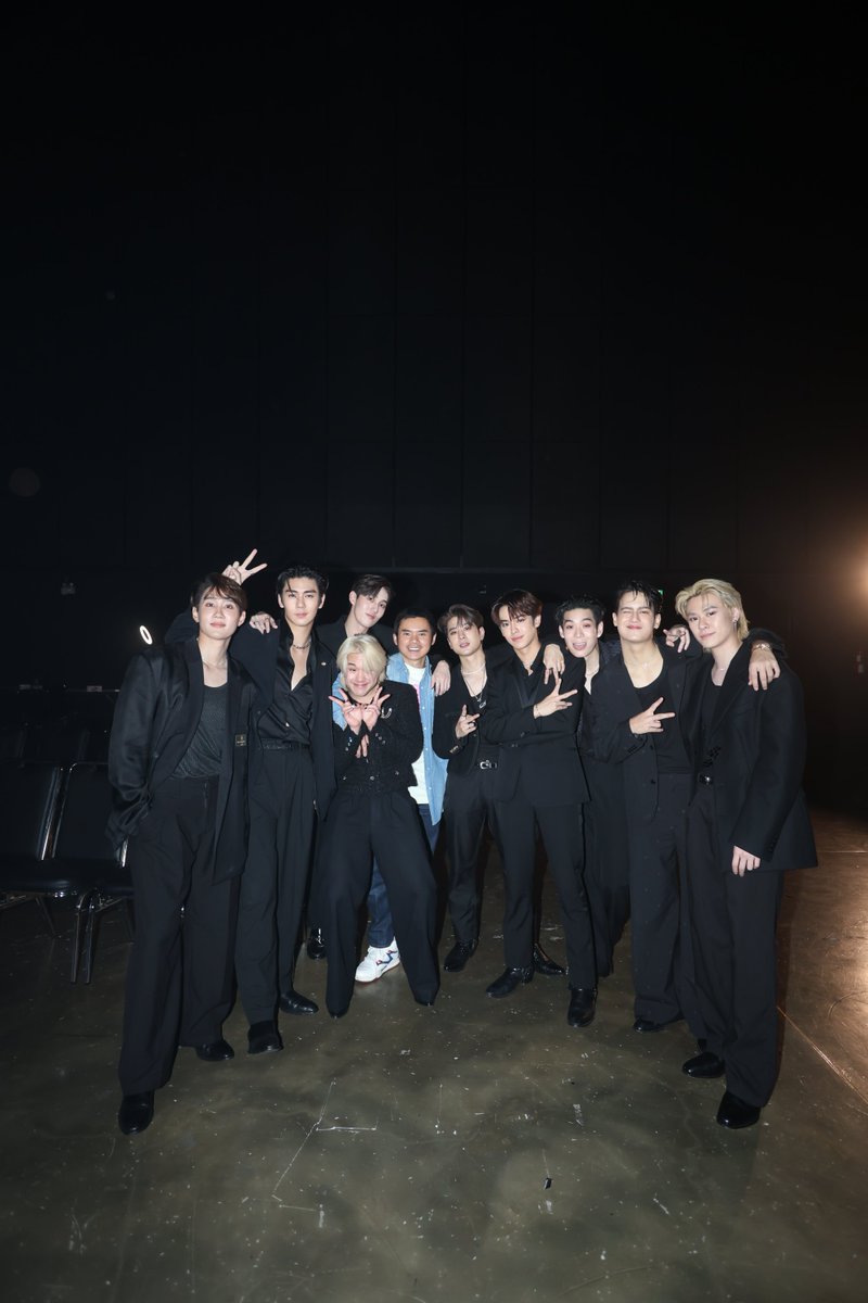 JMJlabel's tweet photo. สุดท้ายขอบคุณ พี่ย้ง ทรงยศ ทีมงานรายการ #789SURVIVAL ทุกคน #9by9TH และแฟนคลับรายการ รวมถึง Night ทุกคน ไว้เจอกันใหม่โอกาสหน้า ❤️🙏

See you soonnnnnnnnnnnnnnn 🫣
#9x9reunion
#789SURVIVALx9by9TH https://t.co/3sHOiPkPI5