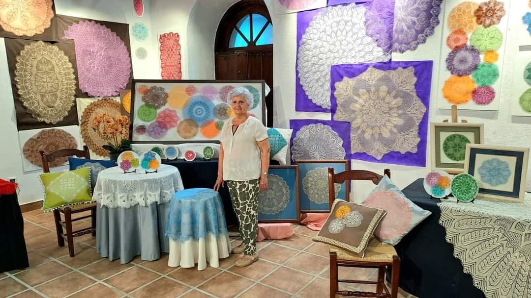 ¡Últimos  días para visitar la Exposición de Manualidades de Punto Artístico de Dori Cachinero Gómez! Se encuentra en el edificio de la Audiencia hasta  el 13 de agosto de 10:00 a 13:00 horas y de 19:00 a 21:00 horas.
#VillanuevadeCórdoba #PuntoArtístico #Arte