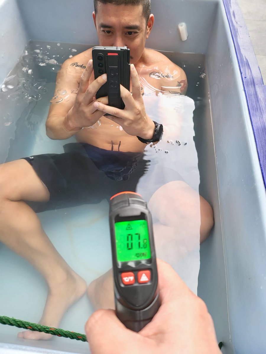 MJBank's tweet image. You will never know the violence it took to become this calm.
#DailyDip #IceBath
#WimHofMethod 
#CalmDownB
#WimHof
#StressSuppression 
#StressSuppressor 
#BeliefBank