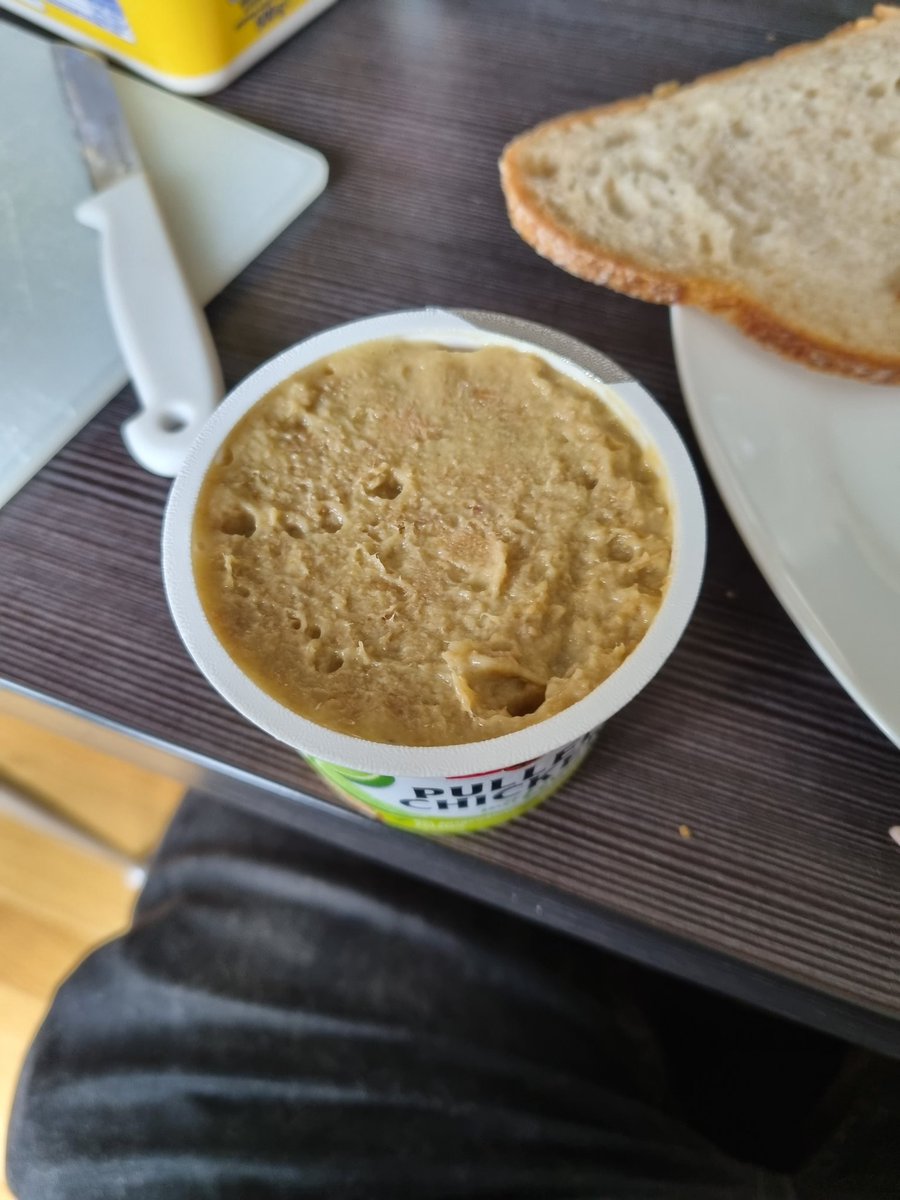 GermanSnowWolf's tweet photo. @BordeauChesnel ich muss ja sagen euer Produkt bild und die Realitäz weichen schon stark von einander ab https://t.co/PNEpHxdUuW