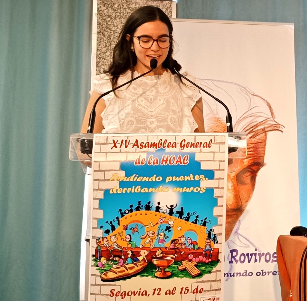Noticias Obreras #VenyloVerás (@noti_obreras) on Twitter photo Nos dirigen saludos los movimientos hermanos. Comienza Clara Fernández de la <a href="/JECSpain/">JEC España</a> que recuerda que si la educación es precaria, el trabajo lo será también. Compartimos tarea en <a href="/IglesiaxTD/">Iglesia x el Trabajo Decente #1mayo</a> y tenemos la tarea de llevar el Evangelio a nuestros ambientes. #Enla14 Nos dirigen saludos los movimientos hermanos. Comienza Clara Fernández de la <a href="/JECSpain/">JEC España</a> que recuerda que si la educación es precaria, el trabajo lo será también. Compartimos tarea en <a href="/IglesiaxTD/">Iglesia x el Trabajo Decente #1mayo</a> y tenemos la tarea de llevar el Evangelio a nuestros ambientes. #Enla14
