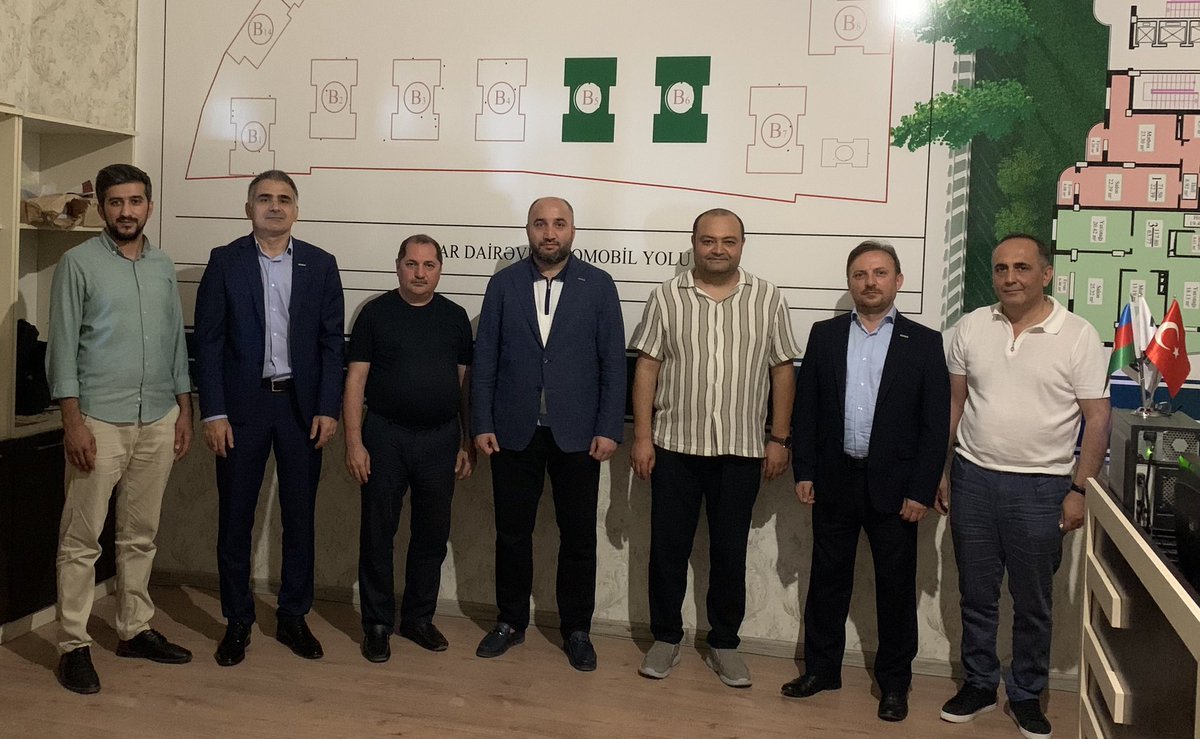 MUSIADAZ's tweet photo. Başkanımız #ReşadCabirli ve üyelerimizin katılımı ile büyük projelerin daire satışlarını gerçekleştiren, emlak sektörünün tanınan şirketlerinden üyemiz Opera Group LLC şirketinin sahibi Firdovsi Xəlilov ziyaret edilmiştir.
#MÜSİAD #MÜSİADAzerbaycan #OperaGroup https://t.co/fNQL2Twian