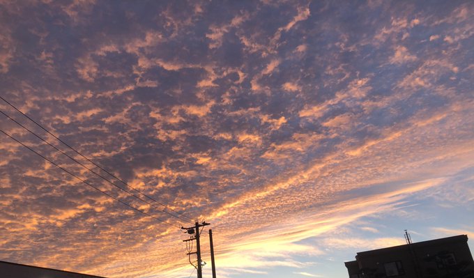 なんかすんごい空 