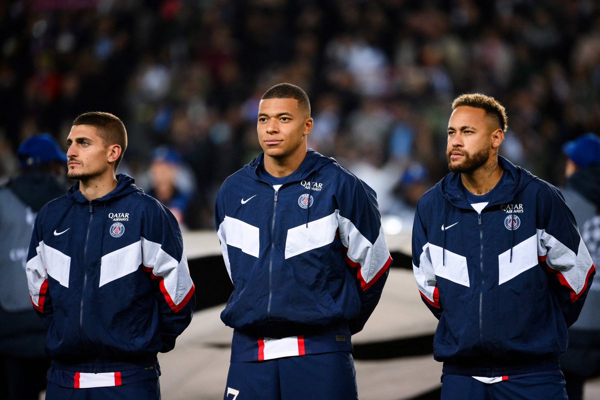 Kylian Mbappé, Neymar Jr and Marco Verratti are OUT of Paris Saint-Germain squad for tonight’s Ligue1 game 🚨⚠️

“My actions will speak for my decisions”, Luis Enrique said yesterday.