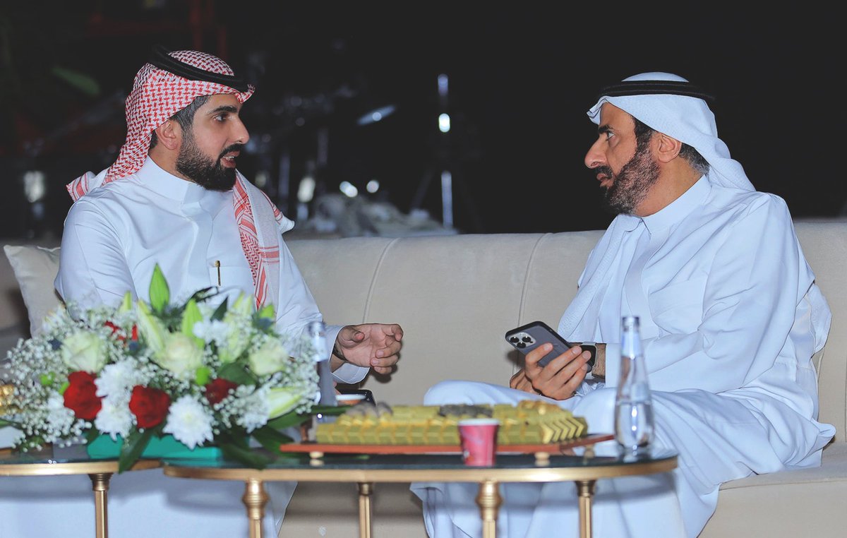 انتهت علاقتي التعاقديّة، وبقيت محبّتي الأبديّة! 🕋🇸🇦

عام ونصف مع <a href="/HajMinistry/">وزارة الحج والعمرة</a>، سعدت خلالها بهذه المهمّة الدينيّة والوطنيّة، كمدير عام للإعلام والاتصال المؤسسي، ومدير عام للتوعية.

عظيم الامتنان لمعالي د.<a href="/tfrabiah/">توفيق الربيعة</a> على ثقته ودعمه، فخور بما تحقّق خلال هذه الفترة مع زملائي المبدعين.