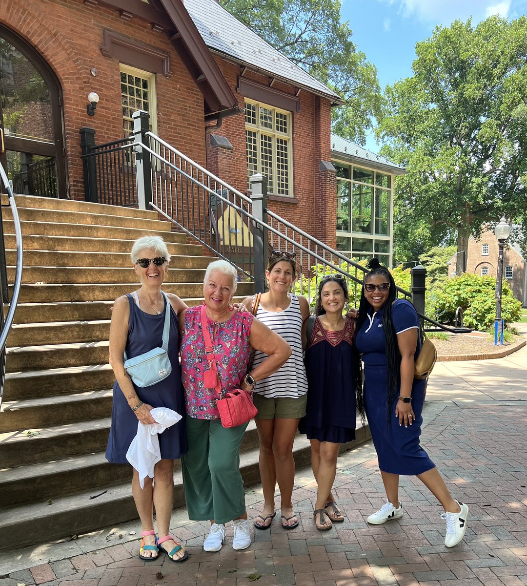 EA CollegeCounseling tweet media