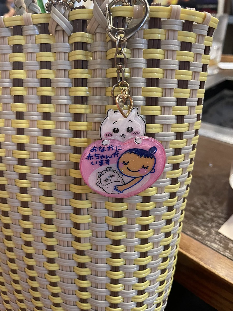 mukai1993's tweet photo. 義理のお姉ちゃんが
作ってくれたマタニティマーク
ちいかわバージョン
可愛いすぎる〜❤️ https://t.co/U6kb0y5NID