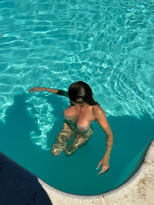 Morning https://t.co/jmR8AxdxjG