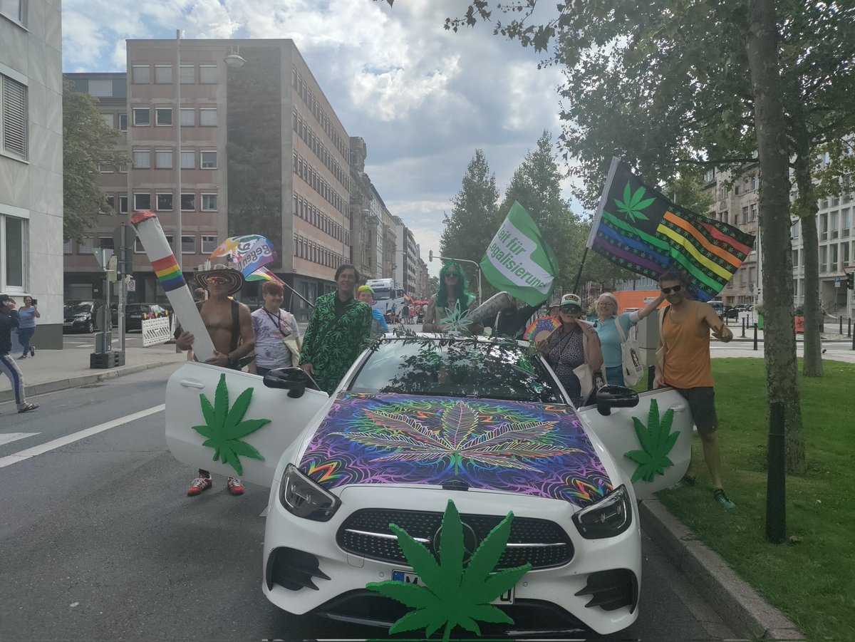 HanfverbandRN's tweet photo. #louder #prouder #cannabis https://t.co/yx0Xr9N9wo