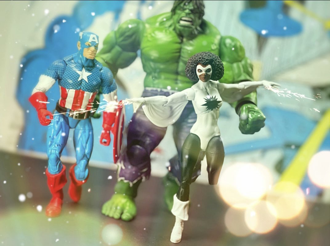 MarvelMix's tweet image. #CaptainMarvel #monicarambeau #marvellegends #Hasbro #actionfigures #Avengers #hulk #CaptainAmerica