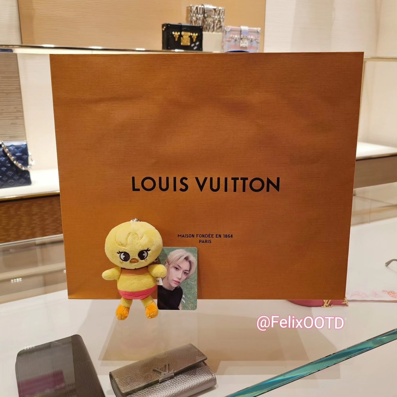 Felix #OOTD 🩵🪽 on X: 🎉 To celebrate Felix's continuing relationship  with @LouisVuitton I will be adding to this ongoing thread for any  purchases that were influenced by Felix! RULES: ♡ If