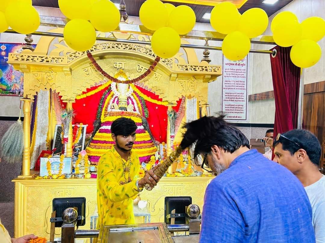 DasrathSingh820's tweet photo. जय श्री श्याम
श्री जय राधे राधे राधे, श्री जय कृष्ण कृष्ण हरे हरे
#Shiwar #SawaiMadhopur https://t.co/tVQ3Ac9ESu