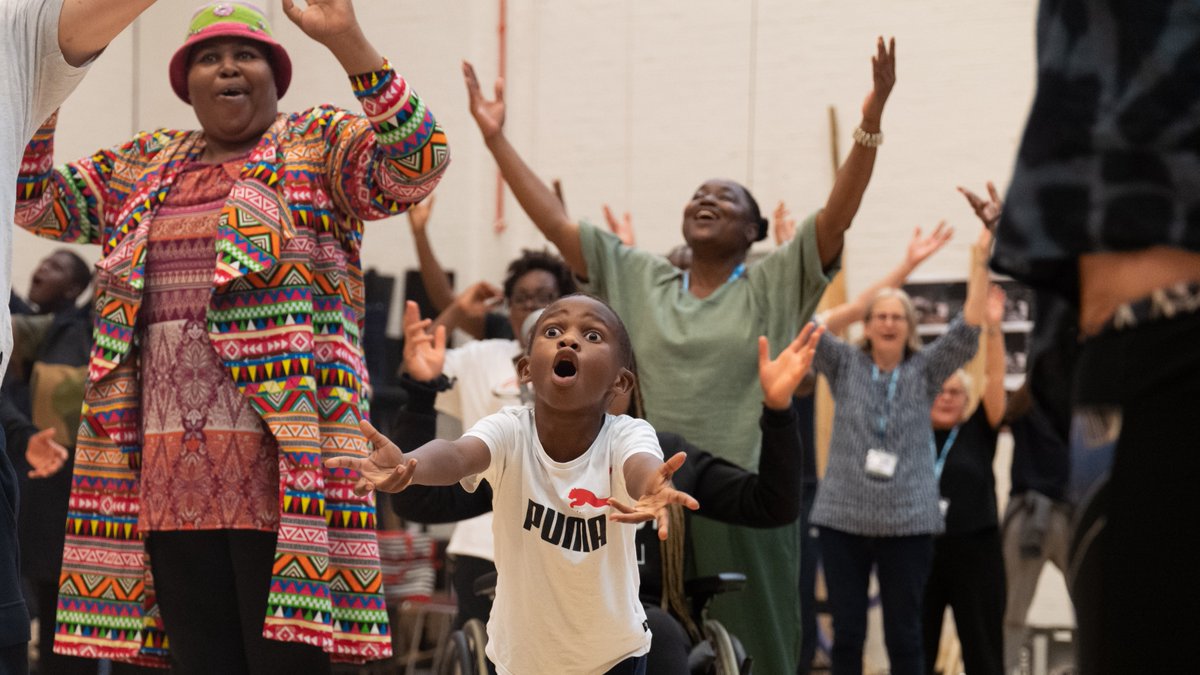 NationalTheatre's tweet photo. Rehearsals for The Odyssey: The Underworld are well underway 🤩

Odysseus’ epic journey has been told across the country in five parts as part of Public Acts.

The final part of the journey takes place on the Olivier stage from 26 August.

📸 @joelynntw https://t.co/x2MhYbriFh