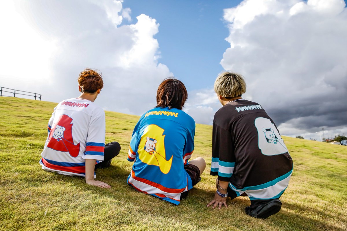 GOODS‼︎】 ◇ グラロゴホッケーシャツ 着画〜☀️ ヨコタ：ブラック