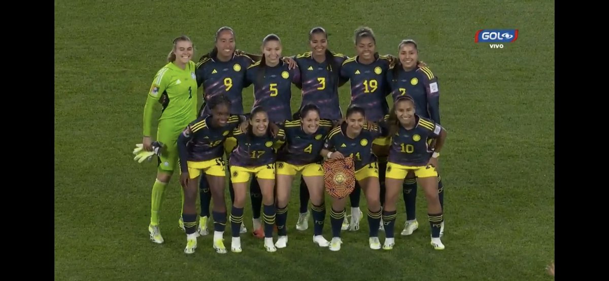 Las mías!💛💙♥️💫