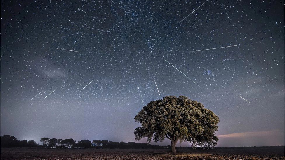 If you're hoping to see the #PerseidsMeteorShower tonight looks fairly fine with some clear spells. The peak is likely to occur during the early hours of Sunday morning. Top tip, get away from any light pollution and let your eyes adjust. Could see up to 90 in the hour