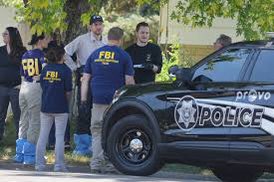 sweetcarolinatv's tweet image. Help me figure this out.  The FBI knocked on 74 year-old Craig Robertson’s door the day before killing him. He asked to see their warrant and they didn’t have one.  They walked away. So clearly the FEDS had no fear of him. Then came back with guns blazing.