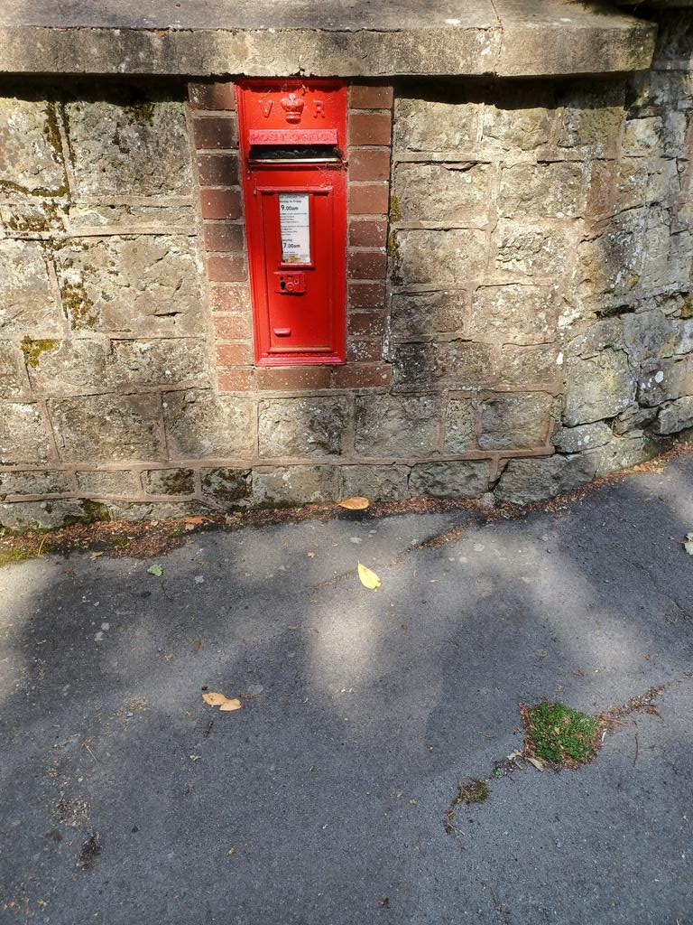 happy #postboxsaturday from wroxall  IOW #coastalpath x