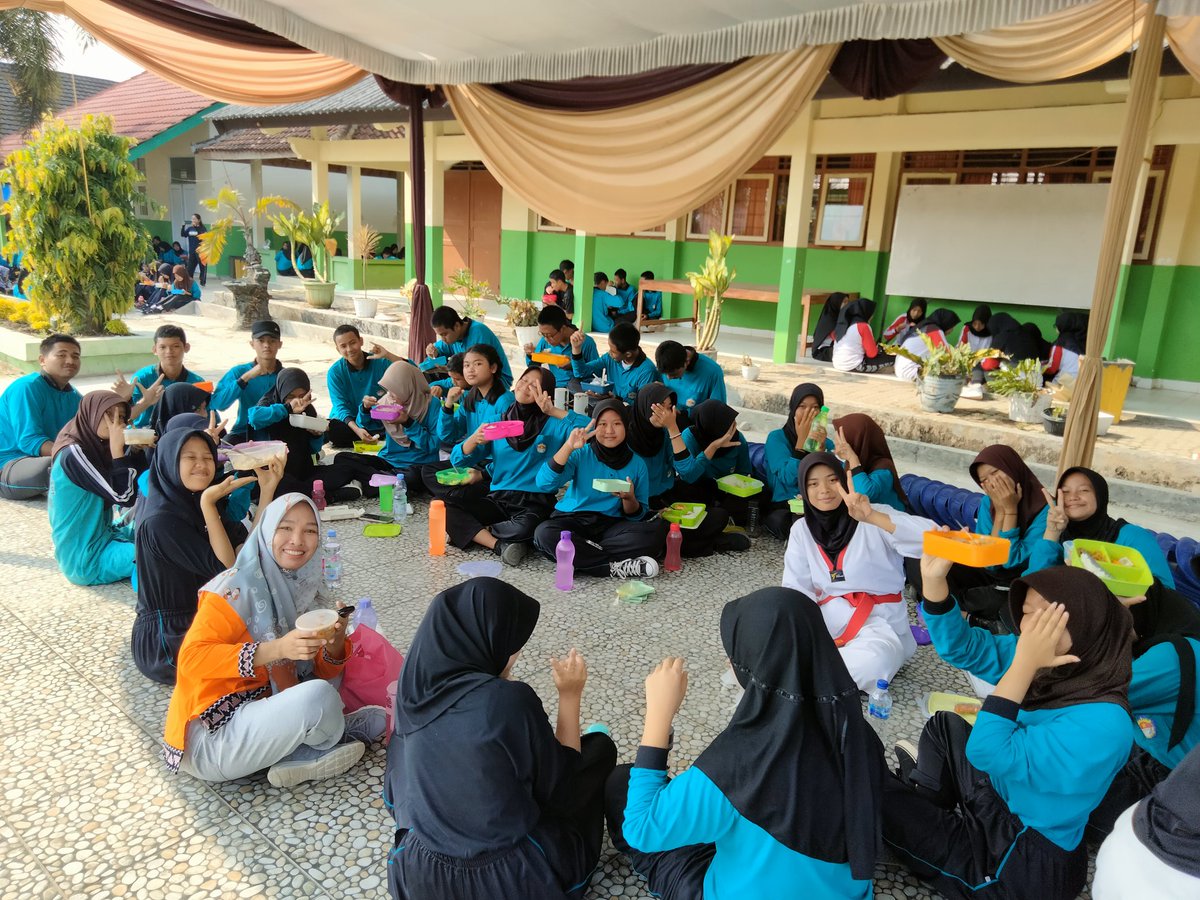 SMA Negeri 2 Metro, Lampung tweet media