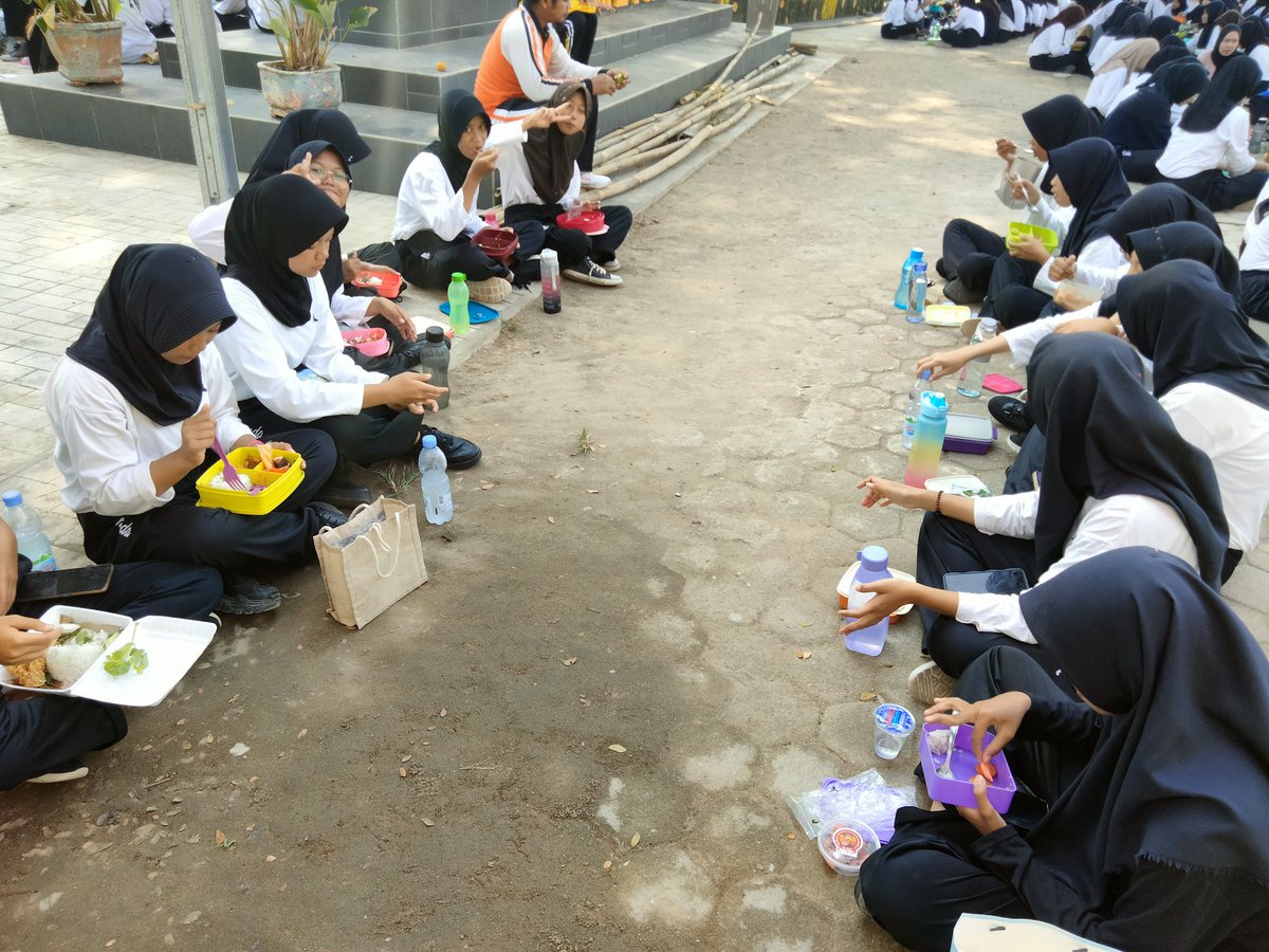 SMA Negeri 2 Metro, Lampung tweet media