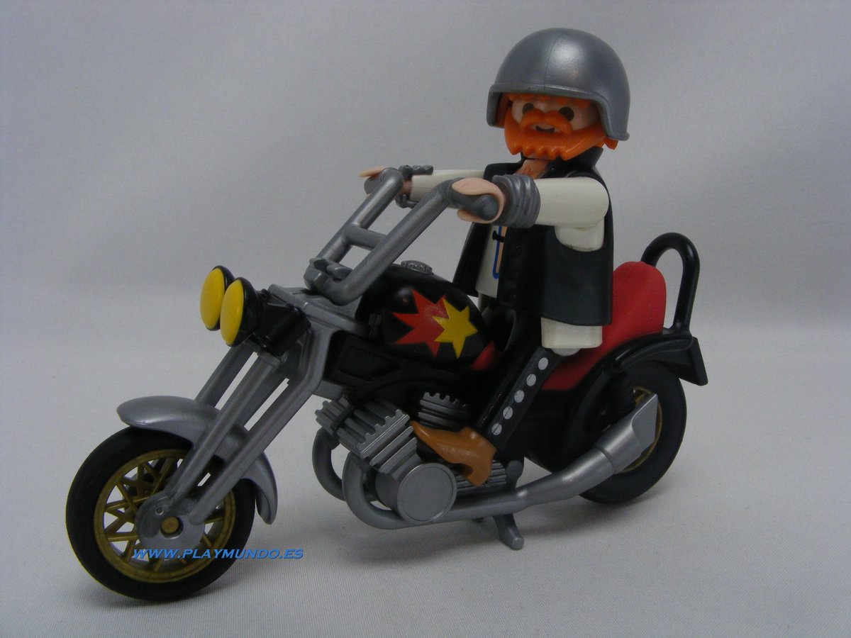 PLAYMUNDO's tweet photo. 🏍🎸 ¡Acelera a toda velocidad con Playmobil 3831 Moto Chopper en Playmundo! 🤘🔥 🏍🎶

#Playmobil #MotoChopper #JuguetesPlaymobil #HeavyMetal #Aventura #Carretera 🎸🏍🤘  
https://t.co/zgZn16JkZu https://t.co/W1tsMi2dg1