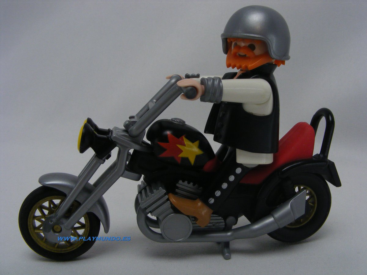 PLAYMUNDO's tweet photo. 🏍🎸 ¡Acelera a toda velocidad con Playmobil 3831 Moto Chopper en Playmundo! 🤘🔥 🏍🎶

#Playmobil #MotoChopper #JuguetesPlaymobil #HeavyMetal #Aventura #Carretera 🎸🏍🤘  
https://t.co/zgZn16JkZu https://t.co/W1tsMi2dg1