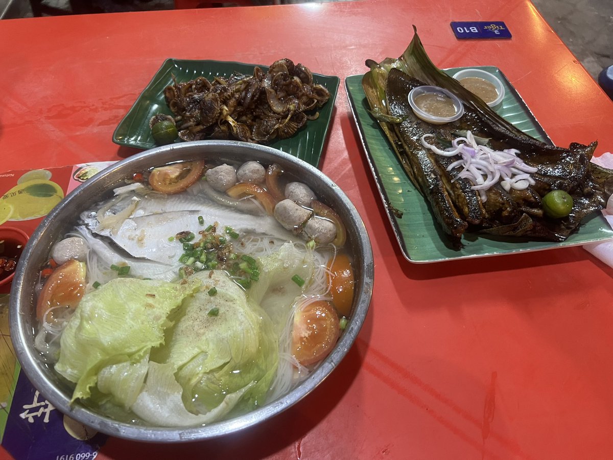 superdumb8218's tweet photo. Heavy supper https://t.co/JQs8L7dIj6