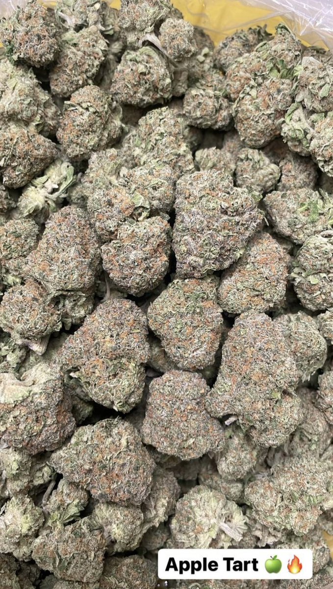 Fierceraul's tweet photo. More strains than this 

3.5/25
7/45
14/85
Zip/160
Qp/ 400-500
CANT FWM ON PRICES AND QUALITY https://t.co/kiIU0dt3rm