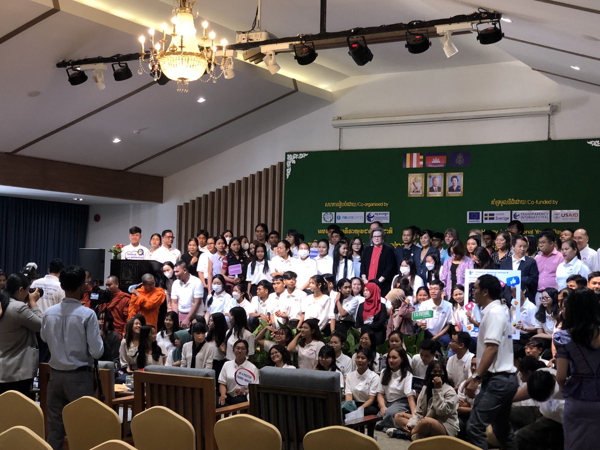 ChingkuoyL's tweet photo. Happy International youth day! A day before the celebration, Youth from various regions gathered following a stakeholders, MoEY CSO … ! They observed that, Fear and Environment are the vital components preventing youth to participate in solving social issues! U think so? https://t.co/GiYuoVQki5