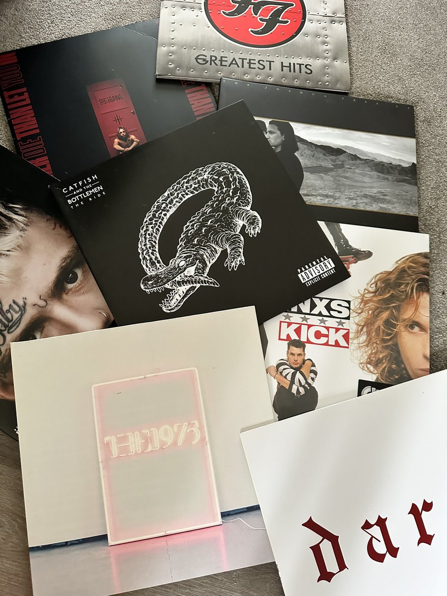 KidAmeliaMusic's tweet photo. Happy national vinyl day! Here are some of my favourites! 

#vinyl #music #nationalvinylrecordday #indie #rock https://t.co/5STk63D3tl
