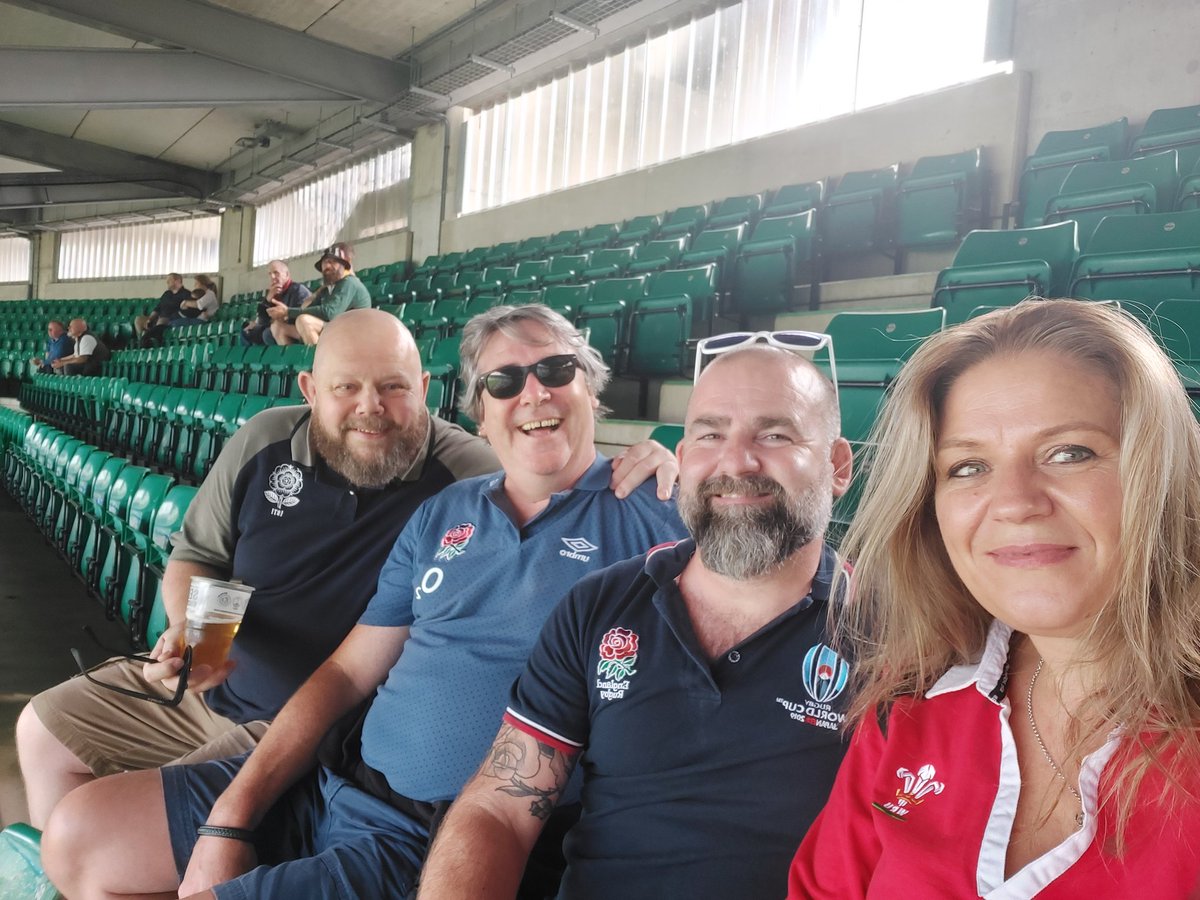SimplytheTess's tweet photo. #matchdayguiness England v Wales. One of these things is not like the others... CYMRU AM BYTH!!! https://t.co/WvhLmV017J