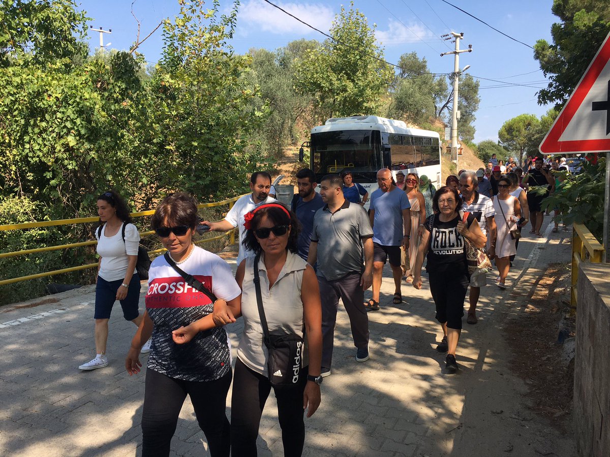 AkdAltinoluk's tweet photo. Festivalimizin dördüncü gününde Tahtakuşlar Köyü’nü ziyaret ettik. https://t.co/cijgCY6fUZ