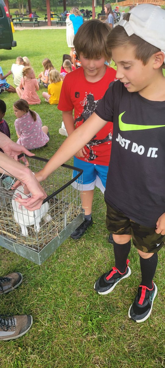 wickrecdaycamp's tweet photo. Lake FarmPark visit, 8-2-23 https://t.co/89Gr9kCr10
