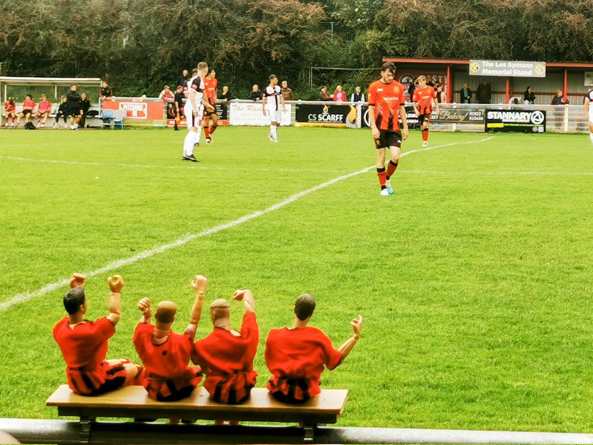 prettejohn's tweet image. GOAL TO TAVY! The crowd's gone mad! @tafclambs #NonLeague