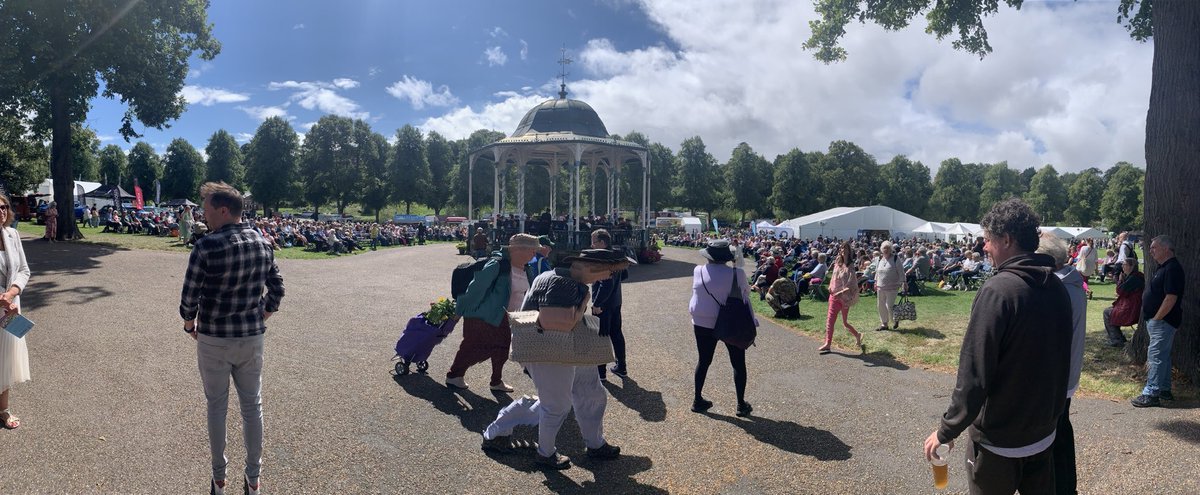 #Shrewsbury <a href="/shrewsburyTC/">ShrewsburyTC</a> Needs a click and a zoom. Audiences at the Bandstand have been near capacity throughout the <a href="/ShrewsFlowerShw/">Shrewsbury Flower Show</a>  The music itself well chosen and enjoyable. Maybe this amazing setting and historic bandstand deserve more concerts? Like in Trumpton.