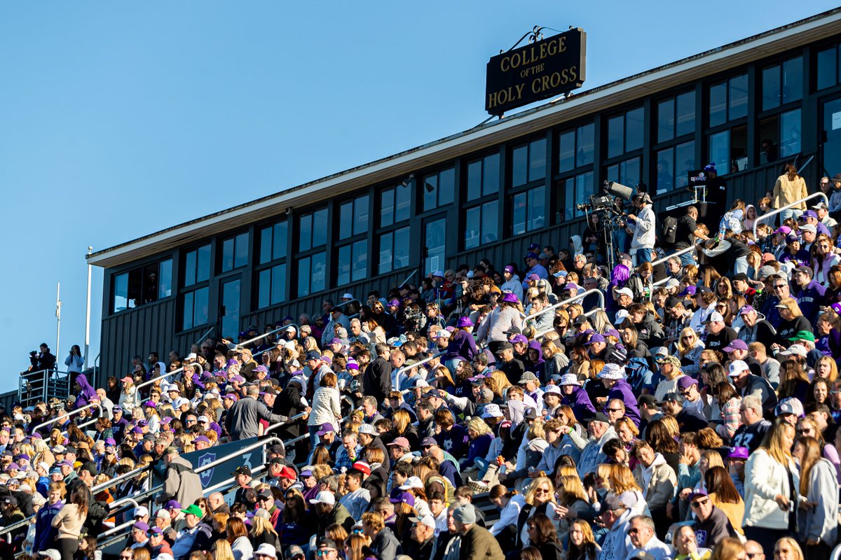 3️⃣ weeks until we're back in front of the best fans 💜 Be there to catch all the excitement 🎟️ bit.ly/3OguOuC #GoCrossGo