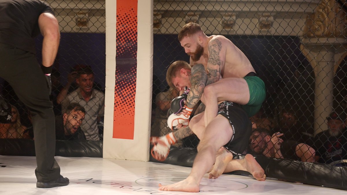blopvideo's tweet photo. More stills from blop’s coverage at the O2 Bournemouth supporting @fightingproductions and Frankie Gibson’s @fg.fit fight at the @supreme_championships cage fighting championship. 

#ufcfightnight #mmaevent #fightingvideos #cagewarriors #boxingtraining #fightnights #fightnight https://t.co/E23sVdYyAW