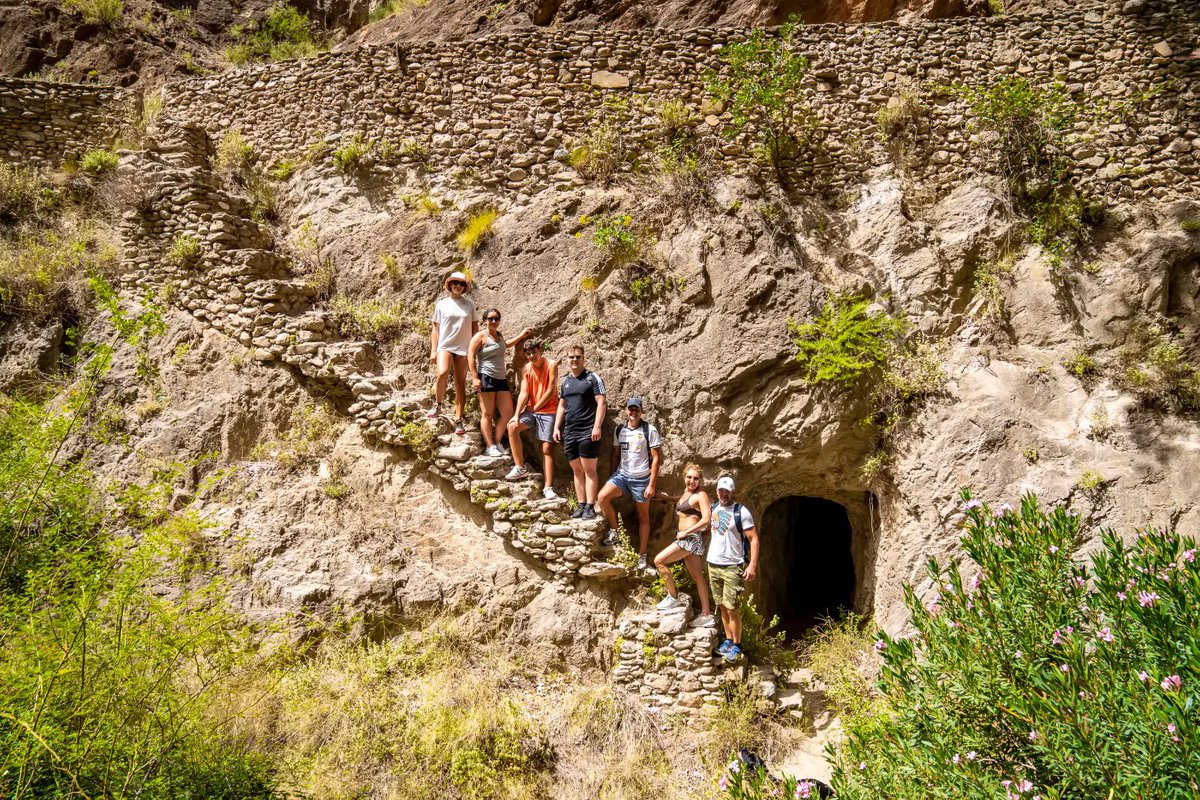 cortijoelchopo's tweet photo. Una experiencia inolvidable. Eso fue lo que nuestros huéspedes sintieron al disfrutar del interior de #Almería. Durante su estancia en Cortijo El Chopo, les acompañamos de excursión por; la Cerrá de #Tijola, Fuente del Huevo del Río #Bacares y Cueva de la Paloma de #Bayarque https://t.co/lQAL9fhtwA