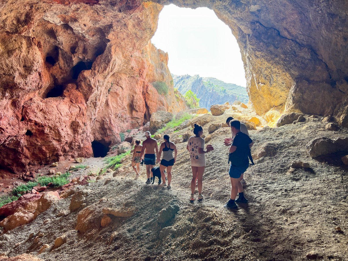 cortijoelchopo's tweet photo. Una experiencia inolvidable. Eso fue lo que nuestros huéspedes sintieron al disfrutar del interior de #Almería. Durante su estancia en Cortijo El Chopo, les acompañamos de excursión por; la Cerrá de #Tijola, Fuente del Huevo del Río #Bacares y Cueva de la Paloma de #Bayarque https://t.co/lQAL9fhtwA