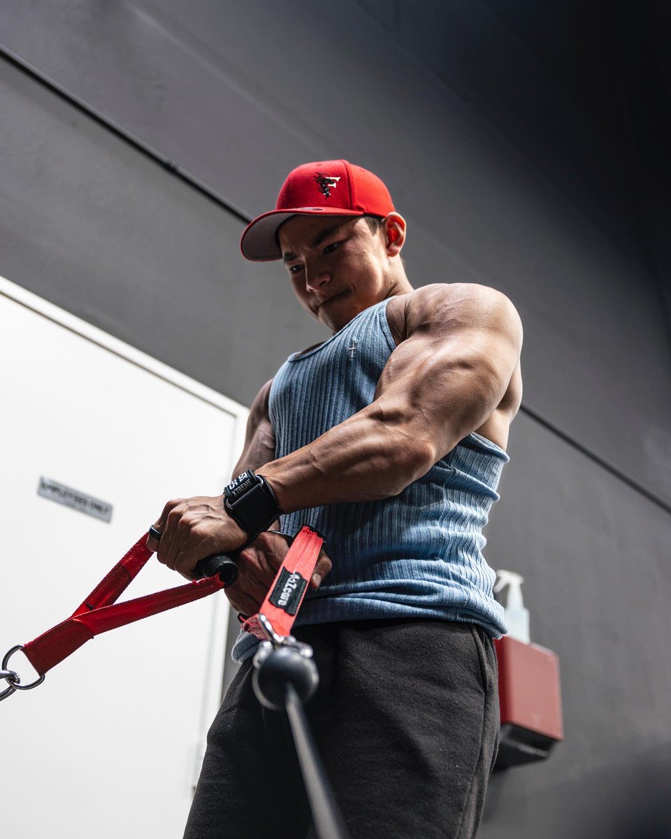 Lifting weights didn’t stunt my growth… I’m just short 🤷‍♂️