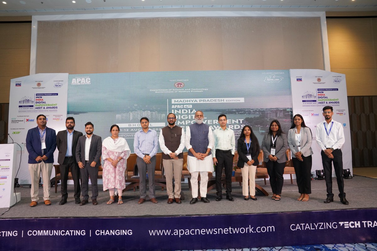 Apacnewsnetwork's tweet photo. #TeamAPAC at at the 4th ‘APAC India Digital Empowerment Meet & Awards - Madhya Pradesh Edition’ held on 11-12 August 2023 in Bhopal. #IDEM #IDEMMP #APACGovernance #APACMPIDEM #Digitaltransformation @Abhijeetiitk @MPSeDC_DST @IndiaDST @Shaitan03421912 https://t.co/3OyZm54Xn3